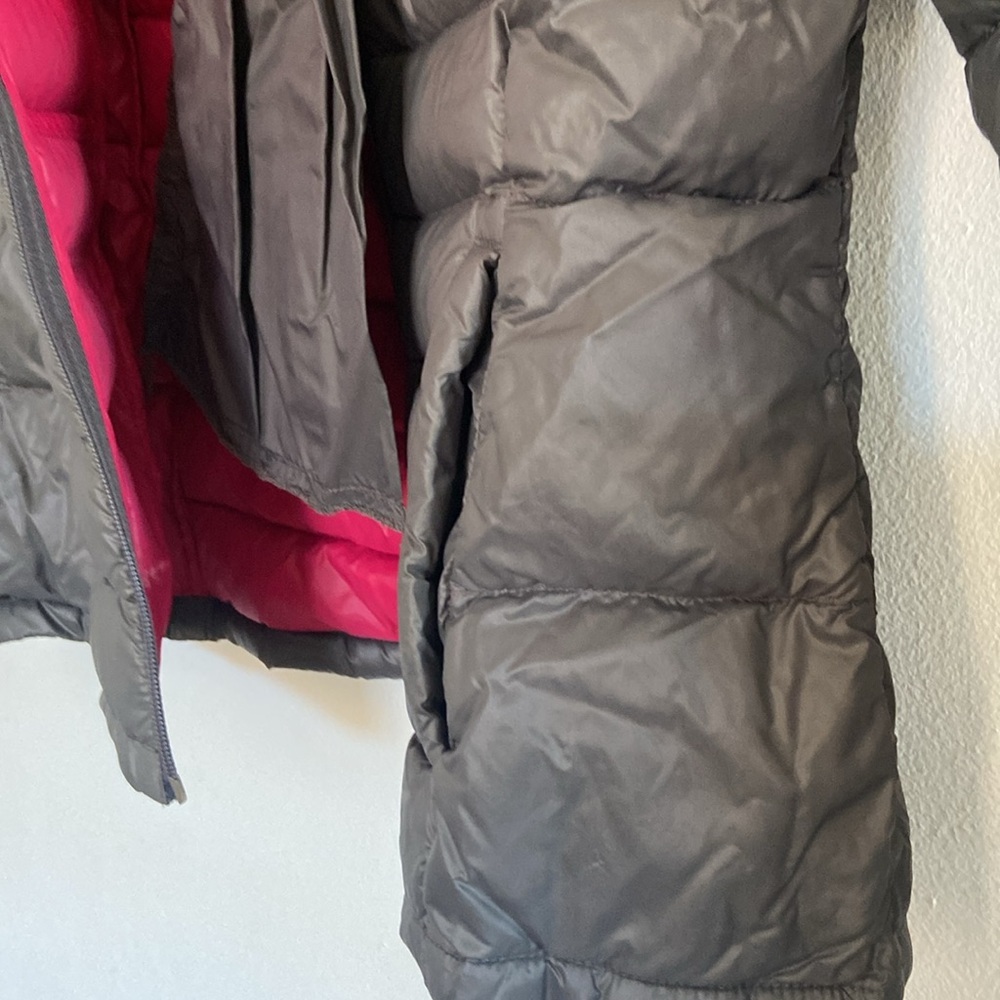 Bernardo XS grey + pink packable goose down puffer coat with bag - Picture 5 of 8